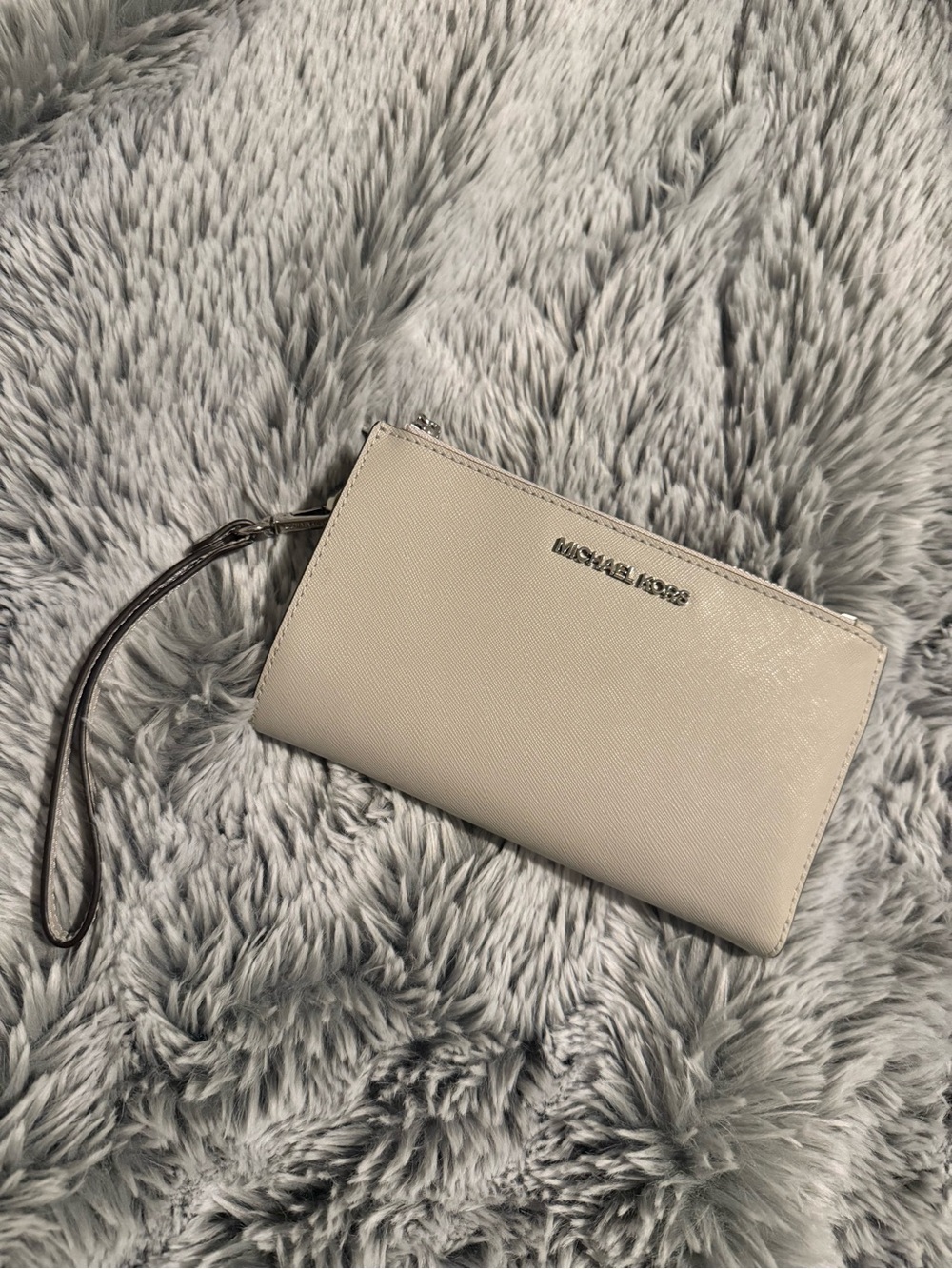 Michael Kors Beige/Ivory Leather Wristlet